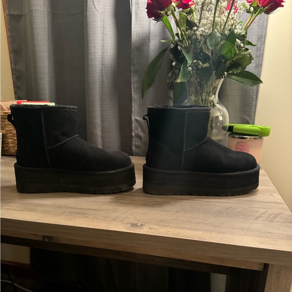 Platform Uggs - Picture 2 of 4